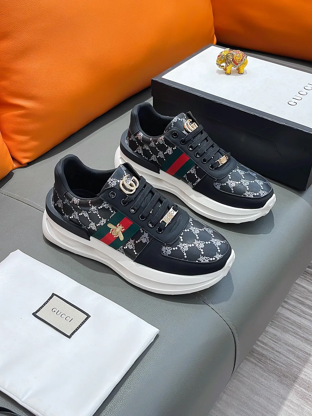 Men's shoes GUCCI "Gucci" P460 Regular size: 38-44 (casual shoes) Product materials: Selected cowhide upper, soft sheepskin lining; original outsole.